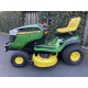 Gebruikte John Deere X 126 Benzine Zitmaaier