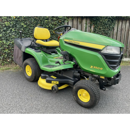 Gebruikt John Deere X 350 R Benzine Zitmaaier