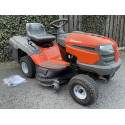 Gebruikt Husqvarna TC 138L Zitmaaier