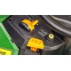 John Deere X 167 Benzine Zitmaaier