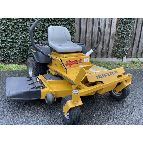 Gebruikt HUSTLER Sport 122 cm zero-TURN Benzine Zitmaaier