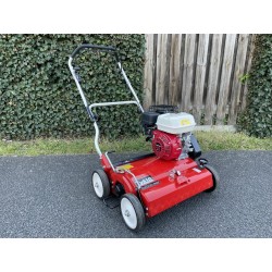 Demo Tielburger TV610 Benziene Verticuteermachine